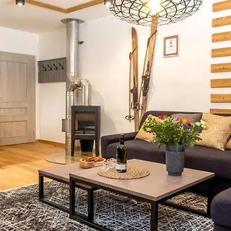 Stella * Mýto pod Ďumbierom